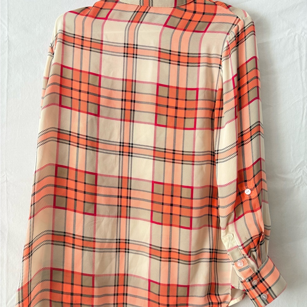 Per se SILK Plaid Button-Up Shirt - Picture 2 of 5